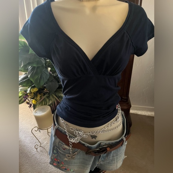 Beautiful Hollister 2000s empire waist babydoll top short sleeves❣️ - Picture 13 of 16